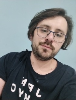 Bruce's profile, a single 28-year-old a man in Grenoble