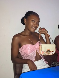 Yonnie's profile, a single 25-year-old a woman in Sambava