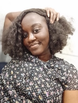 Diamond's profile, a single 26-year-old a woman in Dakar-Marine