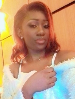 Adrex's profile, a single 23-year-old a woman in Yaoundé