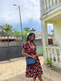 Sun's profile, a single 25-year-old a woman in Anjia