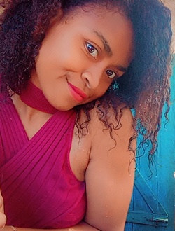 Marie's profile, a single 23-year-old a woman in 67 Ha