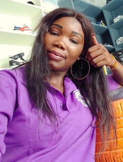 Julia's profile, a single 32-year-old a woman in Yaoundé