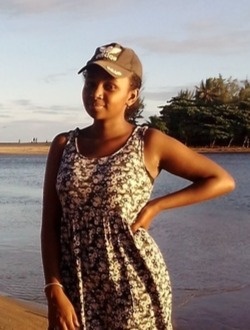 Eleonie's profile, a single 26-year-old a woman in 1ER Arrondissement