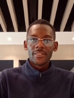 Philippe's profile, a single 24-year-old a man in Yaoundé