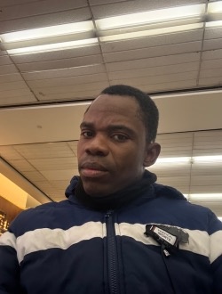 Razak's profile, a single 37-year-old a man in Abidjan