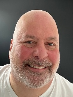 Francis's profile, a single 59-year-old a man in Rimouski