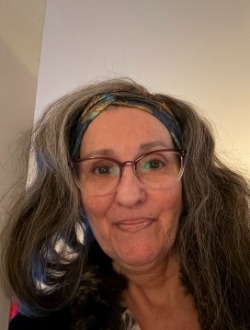 Marcelle's profile, a single 66-year-old a woman in Québec