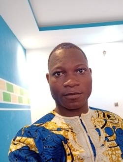 Dylan's profile, a single 27-year-old a man in Aast