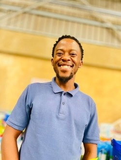 Madumetja's profile, a single 27-year-old a man in Tembisa