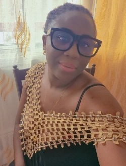 Elsa's profile, a single 36-year-old a woman in Montréal