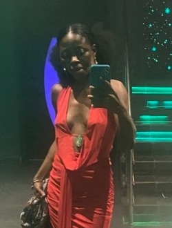 Brenda's profile, a single 28-year-old a woman in Kribi