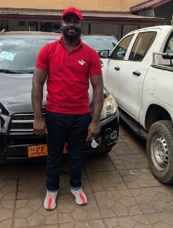 Pd's profile, a single 33-year-old a man in Yaoundé