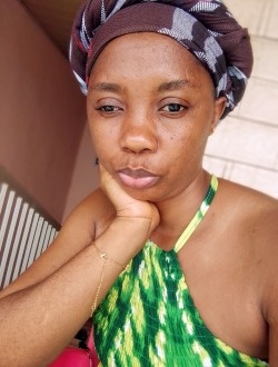 Rosine's profile, a single 29-year-old a woman in Douala