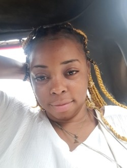 Elisa's profile, a single 35-year-old a woman in Yaoundé