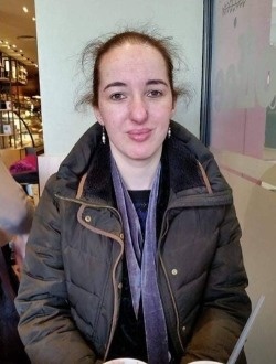 Amel's profile, a single 42-year-old a woman in Roubaix