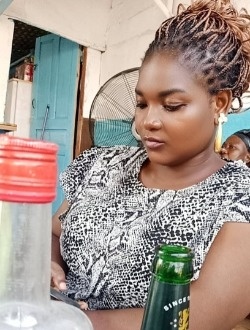 Loulou's profile, a single 32-year-old a woman in Abomey-Calavi