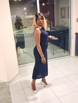 Mode's profile, a single 37-year-old a woman in Abolens