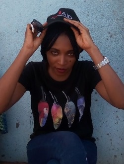 Vanes's profile, a single 34-year-old a woman in Douala