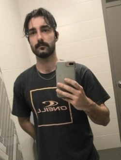 Anto's profile, a single 30-year-old a man in Thetford Mines