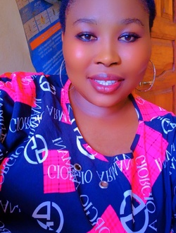 Pauline's profile, a single 27-year-old a woman in Boké