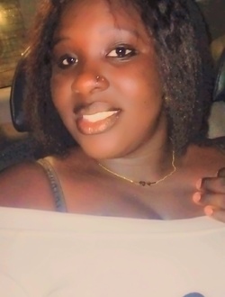 Zeyna's profile, a single 25-year-old a woman in Mlomp