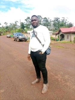 Dalbin's profile, a single 29-year-old a man in Douala