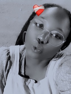 Orkidé's profile, a single 34-year-old a woman in Ouagadougou