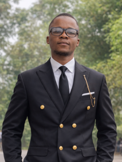 John's profile, a single 32-year-old a man in Aach-Linz