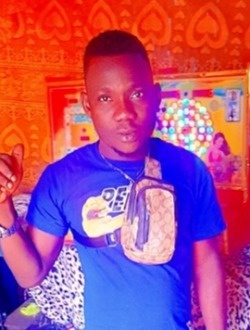 Wizi's profile, a single 27-year-old a man in Dakabantang