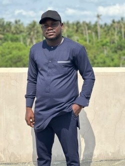 Michel's profile, a single 29-year-old a man in Abidjan