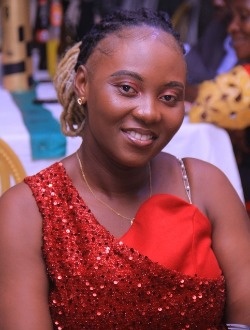 Alpha's profile, a single 30-year-old a woman in Kinshasa