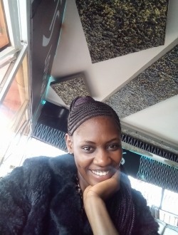 Riziki's profile, a single 31-year-old a woman in s-Graveland