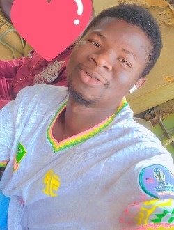 Oumar's profile, a single 25-year-old a man in Abidjan