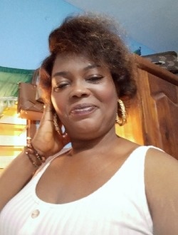 Fafa's profile, a single 44-year-old a woman in Lomé