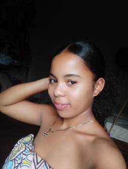 Marie's profile, a single 22-year-old a woman in Antsiranana