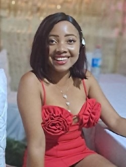 Ziana's profile, a single 22-year-old a woman in Antalaha