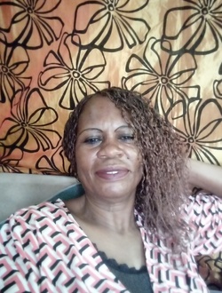 Madeleine's profile, a single 53-year-old a woman in Regnault