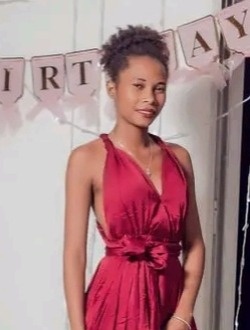 Minah's profile, a single 26-year-old a woman in Sambava