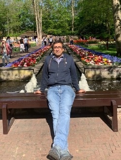 Salmaan's profile, a single 45-year-old a man in Bruxelles