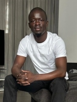 Charnel's profile, a single 28-year-old a man in Bruxelles