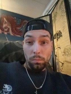 Julien's profile, a single 29-year-old a man in Sept-Îles