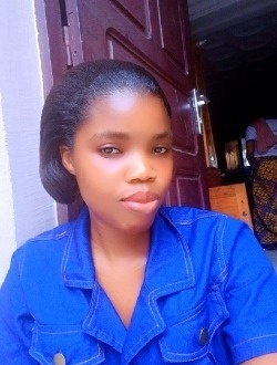Florita's profile, a single 26-year-old a woman in Abidjan