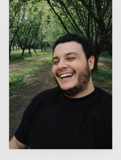 Ahmed's profile, a single 34-year-old a man in Caserta