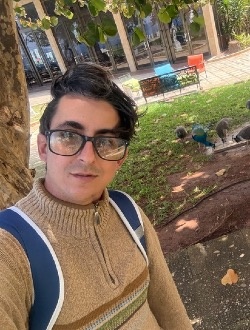 Izuan Reoger's profile, a single 34-year-old a man in La Habana