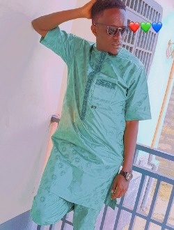 profile picture 0