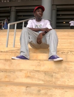 Alex's profile, a single 21-year-old a man in Abidjan