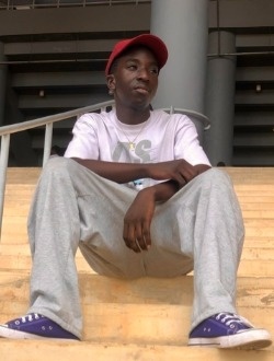 Alex's profile, a single 21-year-old a man in Abidjan