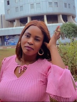Ange's profile, a single 47-year-old a woman in Yaoundé