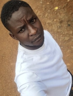 Camille's profile, a single 28-year-old a man in Yaoundé